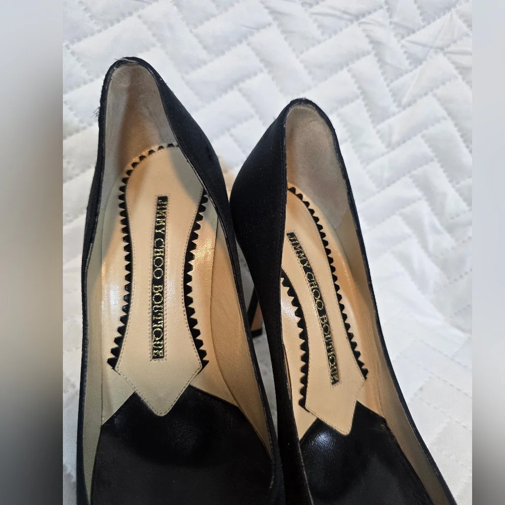 Jimmy Choo Crystal Accent Black Pointed Pumps Heels - Picture 8 of 15